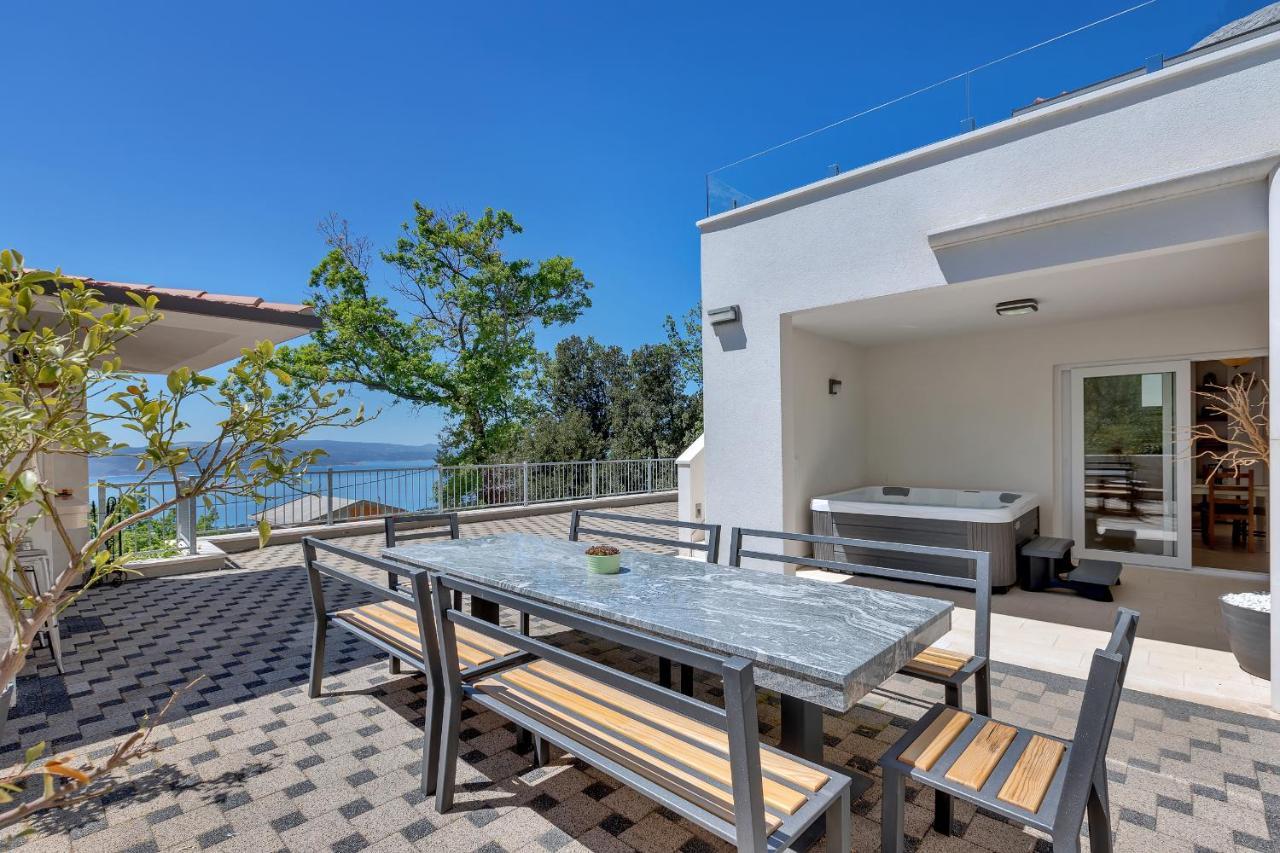 Villa Prestige Baška Voda エクステリア 写真