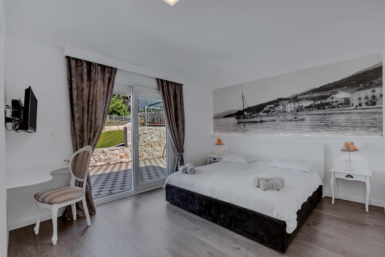 Villa Prestige Baška Voda エクステリア 写真